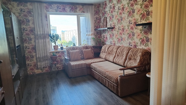 Продам однокомнатную (1-комн.) квартиру, Наставников пр-кт, 28к1, Санкт-Петербург г
