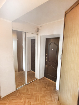 Продам двухкомнатную (2-комн.) квартиру, Зиповская ул, 20, Краснодар г
