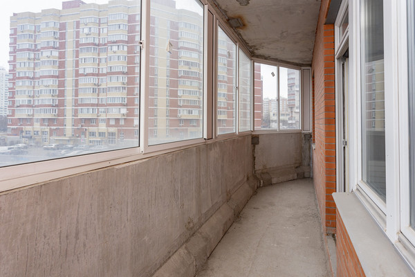 Продам трехкомнатную (3-комн.) квартиру, Мосфильмовская ул, 53, Москва г