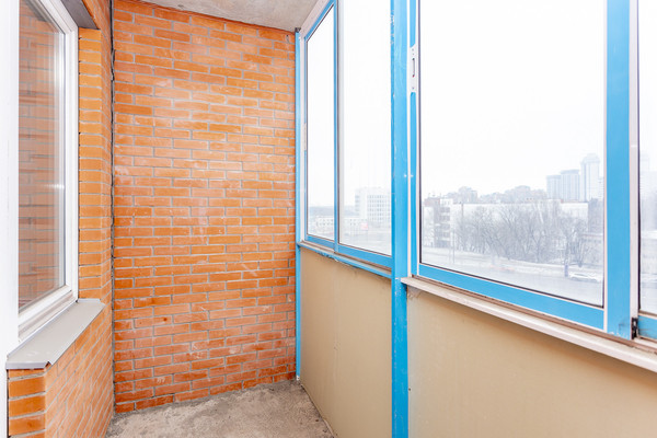 Продам трехкомнатную (3-комн.) квартиру, Мосфильмовская ул, 53, Москва г