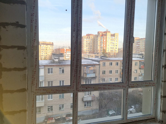Продам двухкомнатную (2-комн.) квартиру, Серебряный (Опалиха мкр.) б-р, 2, Красногорск г