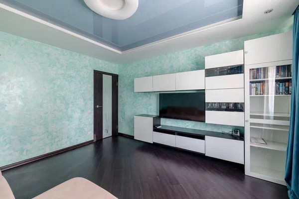 Продам трехкомнатную (3-комн.) квартиру, Рождественская ул, 21к1, Москва г