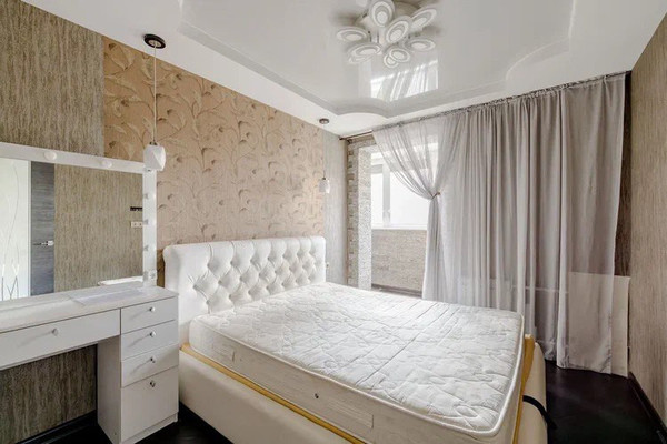 Продам трехкомнатную (3-комн.) квартиру, Рождественская ул, 21к1, Москва г