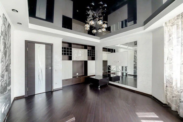 Продам трехкомнатную (3-комн.) квартиру, Рождественская ул, 21к1, Москва г