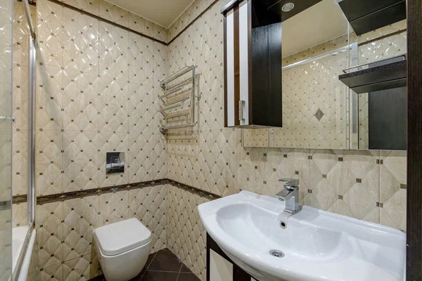 Продам трехкомнатную (3-комн.) квартиру, Рождественская ул, 21к1, Москва г