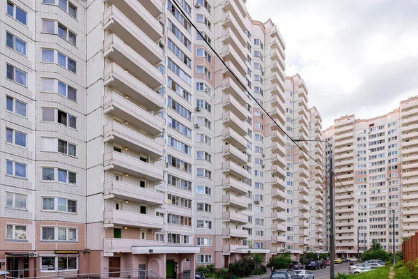 Продам трехкомнатную (3-комн.) квартиру, Рождественская ул, 21к1, Москва г