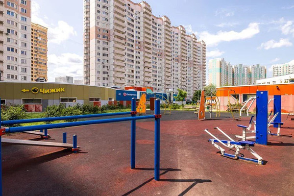 Продам трехкомнатную (3-комн.) квартиру, Рождественская ул, 21к1, Москва г