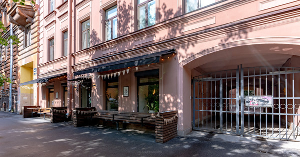 Продам двухкомнатную (2-комн.) квартиру, 20-я В.О. линия, 11А, Санкт-Петербург г