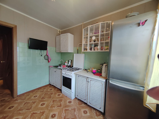 Продам двухкомнатную (2-комн.) квартиру, Ленинградский пр-кт, 16, Нижний Тагил г