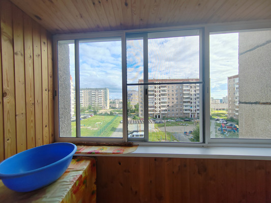 Продам двухкомнатную (2-комн.) квартиру, Ленинградский пр-кт, 16, Нижний Тагил г