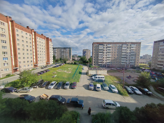 Продам двухкомнатную (2-комн.) квартиру, Ленинградский пр-кт, 16, Нижний Тагил г