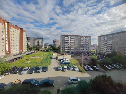 Продам двухкомнатную (2-комн.) квартиру, Ленинградский пр-кт, 16, Нижний Тагил г