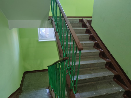 Продам двухкомнатную (2-комн.) квартиру, Ленинградский пр-кт, 16, Нижний Тагил г