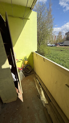 Продам трехкомнатную (3-комн.) квартиру, Космонавта Владислава Волкова ул, 2, Киров г
