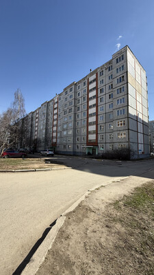 Продам трехкомнатную (3-комн.) квартиру, Космонавта Владислава Волкова ул, 2, Киров г