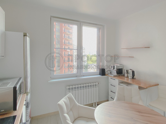 Продам двухкомнатную (2-комн.) квартиру, Утренняя ул, 20А, Москва г