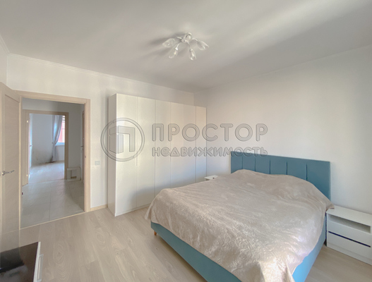 Продам двухкомнатную (2-комн.) квартиру, Утренняя ул, 20А, Москва г