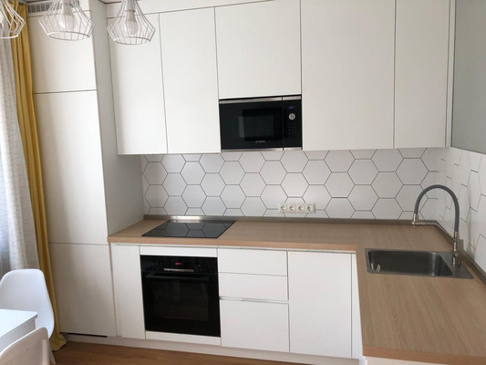 Продам двухкомнатную (2-комн.) квартиру, Скобелевская ул, 10, Москва г
