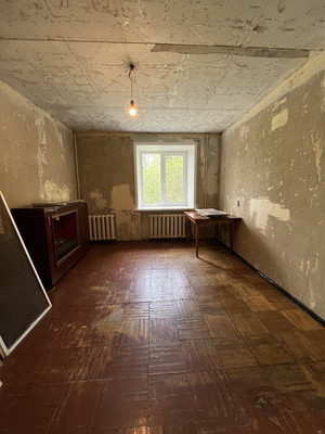 Продам трехкомнатную (3-комн.) квартиру, Академика Веденеева ул, 92, Пермь г