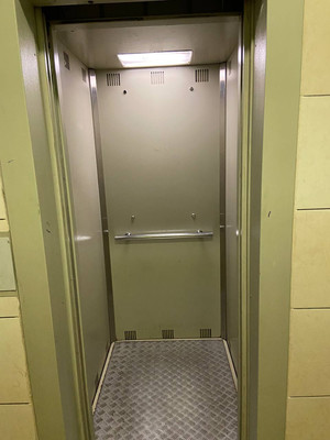 Продам трехкомнатную (3-комн.) квартиру, Маршала Голованова ул, 13, Москва г