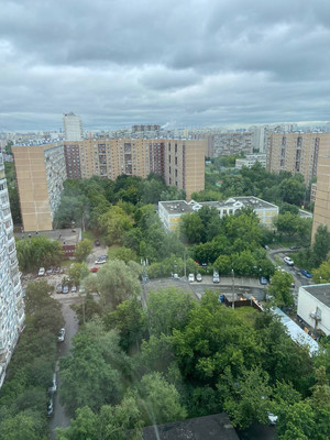 Продам трехкомнатную (3-комн.) квартиру, Маршала Голованова ул, 13, Москва г