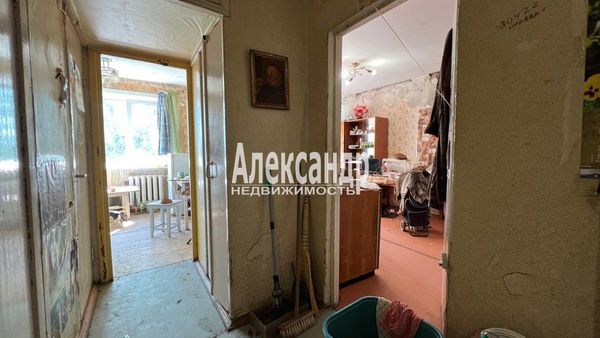 Продам однокомнатную (1-комн.) квартиру, Юбилейная ул, 5, Кирпичное п
