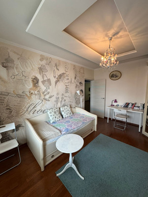 Продам многокомнатную квартиру, Дмитровское ш, 165Дк2, Москва г