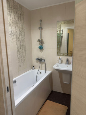 Продам многокомнатную квартиру, Дмитровское ш, 165Дк2, Москва г