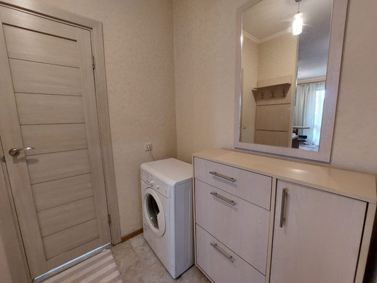 Продам однокомнатную (1-комн.) квартиру, Сухановская ул, 10, Лопатино рп