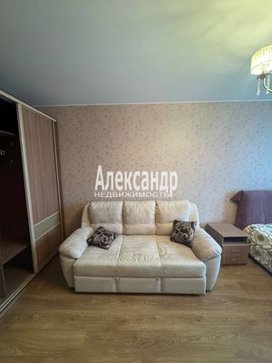 Продам однокомнатную (1-комн.) квартиру, Просвещения пр-кт, 15, Санкт-Петербург г