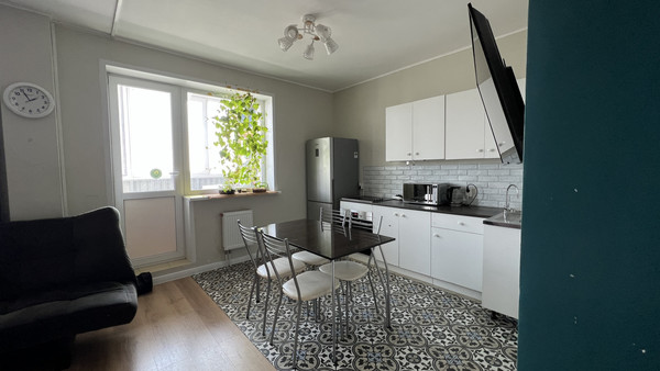 Продам трехкомнатную (3-комн.) квартиру, Окулова ул, 62, Пермь г