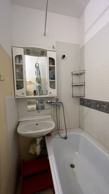 Продам трехкомнатную (3-комн.) квартиру, Окулова ул, 62, Пермь г