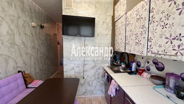 Продам трехкомнатную (3-комн.) квартиру, Гарькавого ул, 16, Светогорск г