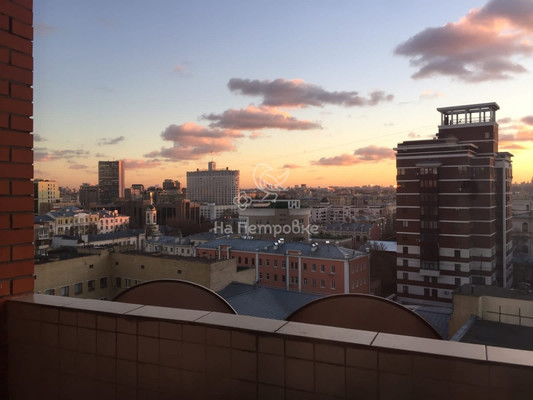 Продам трехкомнатную (3-комн.) квартиру, Красная Пресня ул, 21, Москва г