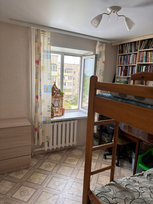 Продам трехкомнатную (3-комн.) квартиру, Дружбы ул, 93, Йошкар-Ола г