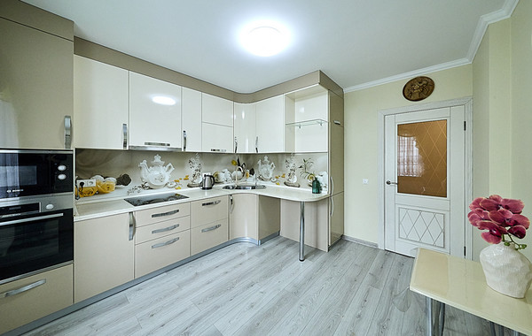 Продам однокомнатную (1-комн.) квартиру, Авиаторов Балтики пр-кт, 11к1, Мурино п