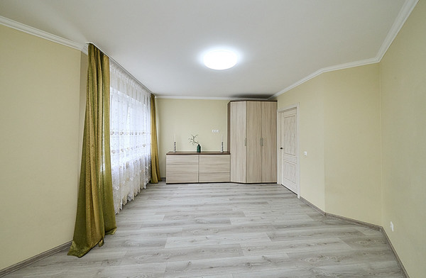 Продам однокомнатную (1-комн.) квартиру, Авиаторов Балтики пр-кт, 11к1, Мурино п