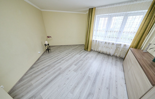 Продам однокомнатную (1-комн.) квартиру, Авиаторов Балтики пр-кт, 11к1, Мурино п