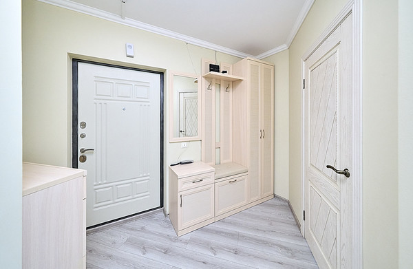 Продам однокомнатную (1-комн.) квартиру, Авиаторов Балтики пр-кт, 11к1, Мурино п