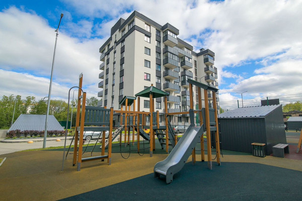 Продам однокомнатную (1-комн.) квартиру, Большая Окружная 3-я ул, 243, Калининград г