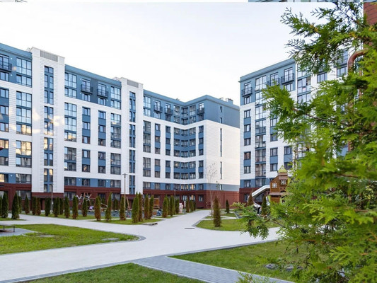 Продам трехкомнатную (3-комн.) , Героя России Катериничева ул, 9, Калининград г
