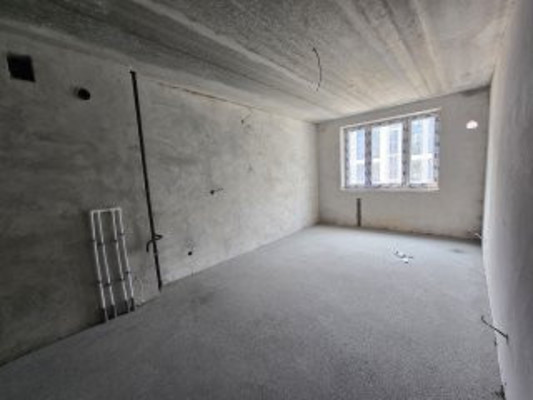 Продам трехкомнатную (3-комн.) , Героя России Катериничева ул, 9, Калининград г