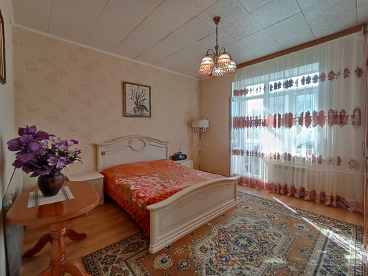 Продам трехкомнатную (3-комн.) квартиру, Крупской ул, 8к1, Москва г