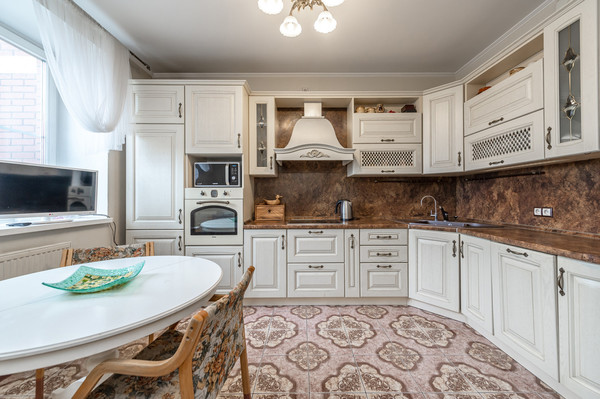 Продам трехкомнатную (3-комн.) квартиру, Вешняковская ул, 3к1, Москва г