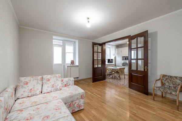 Продам трехкомнатную (3-комн.) квартиру, Вешняковская ул, 3к1, Москва г