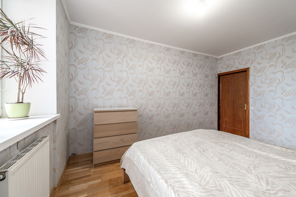 Продам трехкомнатную (3-комн.) квартиру, Вешняковская ул, 3к1, Москва г
