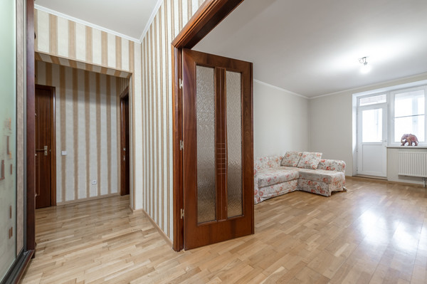 Продам трехкомнатную (3-комн.) квартиру, Вешняковская ул, 3к1, Москва г