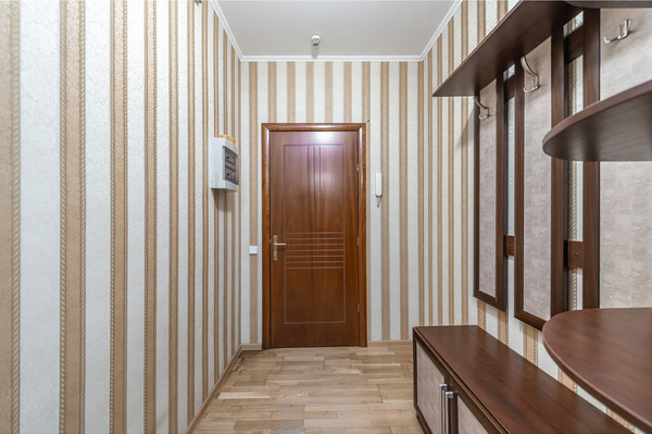 Продам трехкомнатную (3-комн.) квартиру, Вешняковская ул, 3к1, Москва г