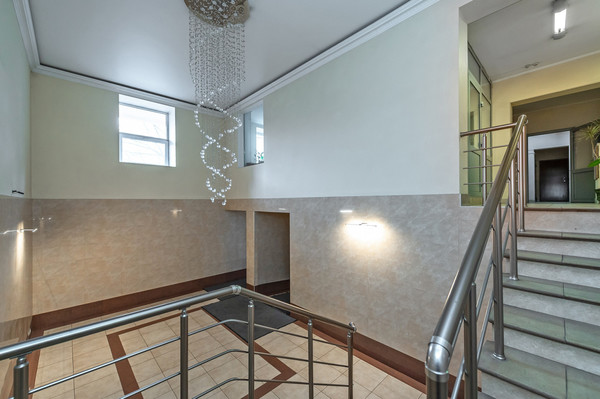 Продам трехкомнатную (3-комн.) квартиру, Вешняковская ул, 3к1, Москва г