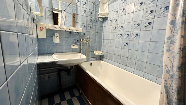 Продам двухкомнатную (2-комн.) квартиру, Солнцевский пр-кт, 26к1, Москва г